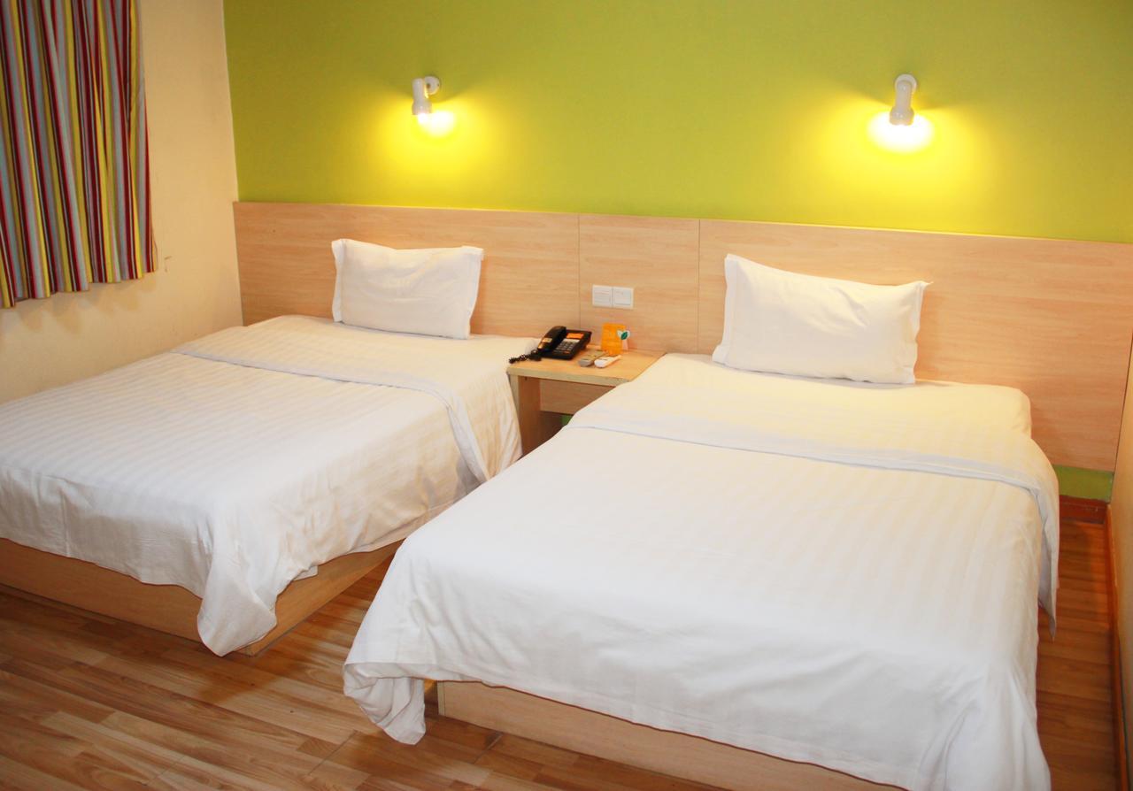 7Days Inn Huludao Xingcheng Hot Spring Street 외부 사진