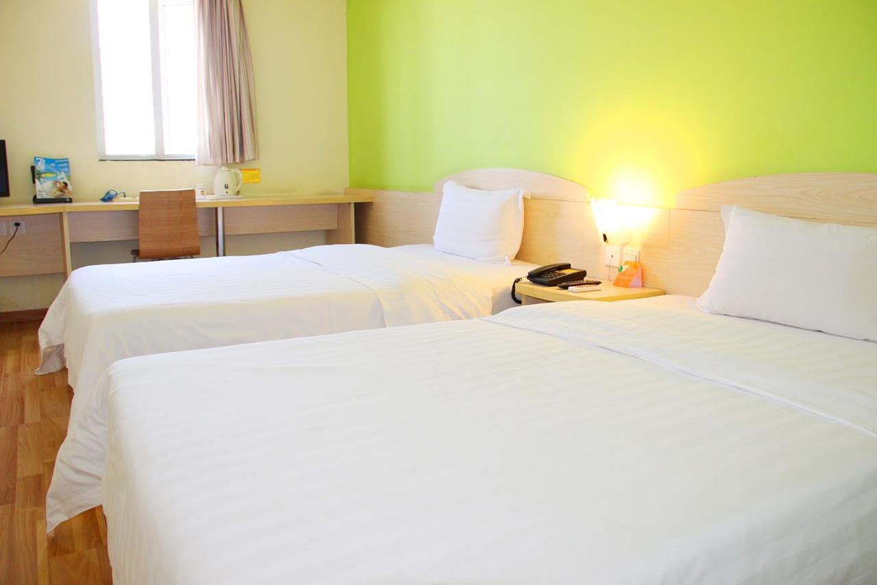 7Days Inn Huludao Xingcheng Hot Spring Street 외부 사진