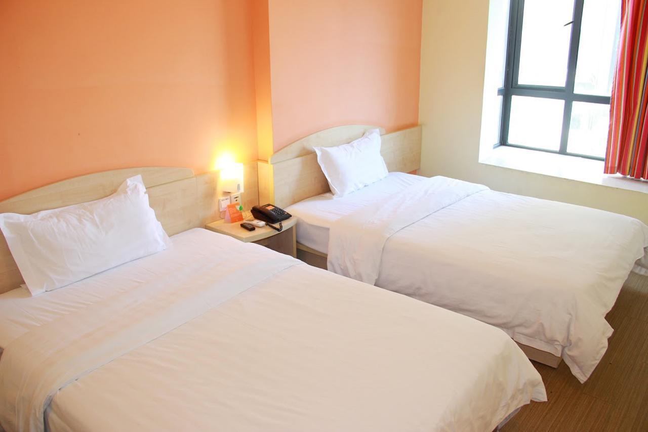 7Days Inn Huludao Xingcheng Hot Spring Street 외부 사진